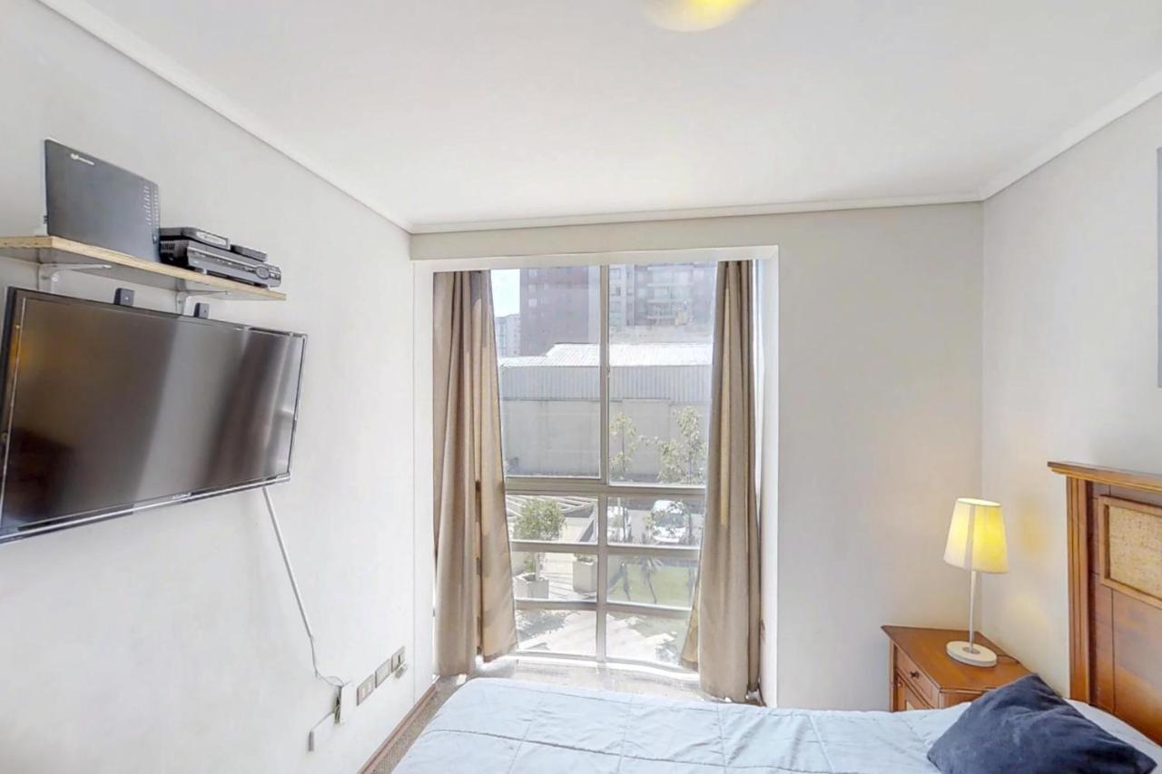 Apartamento Departamento Central En Calle Lira Santiago