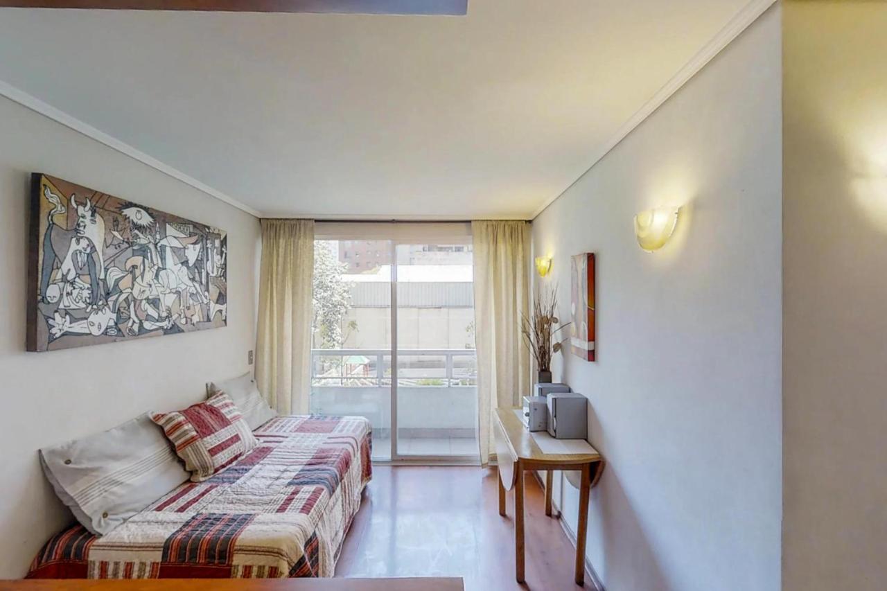 Apartamento Departamento Central En Calle Lira *