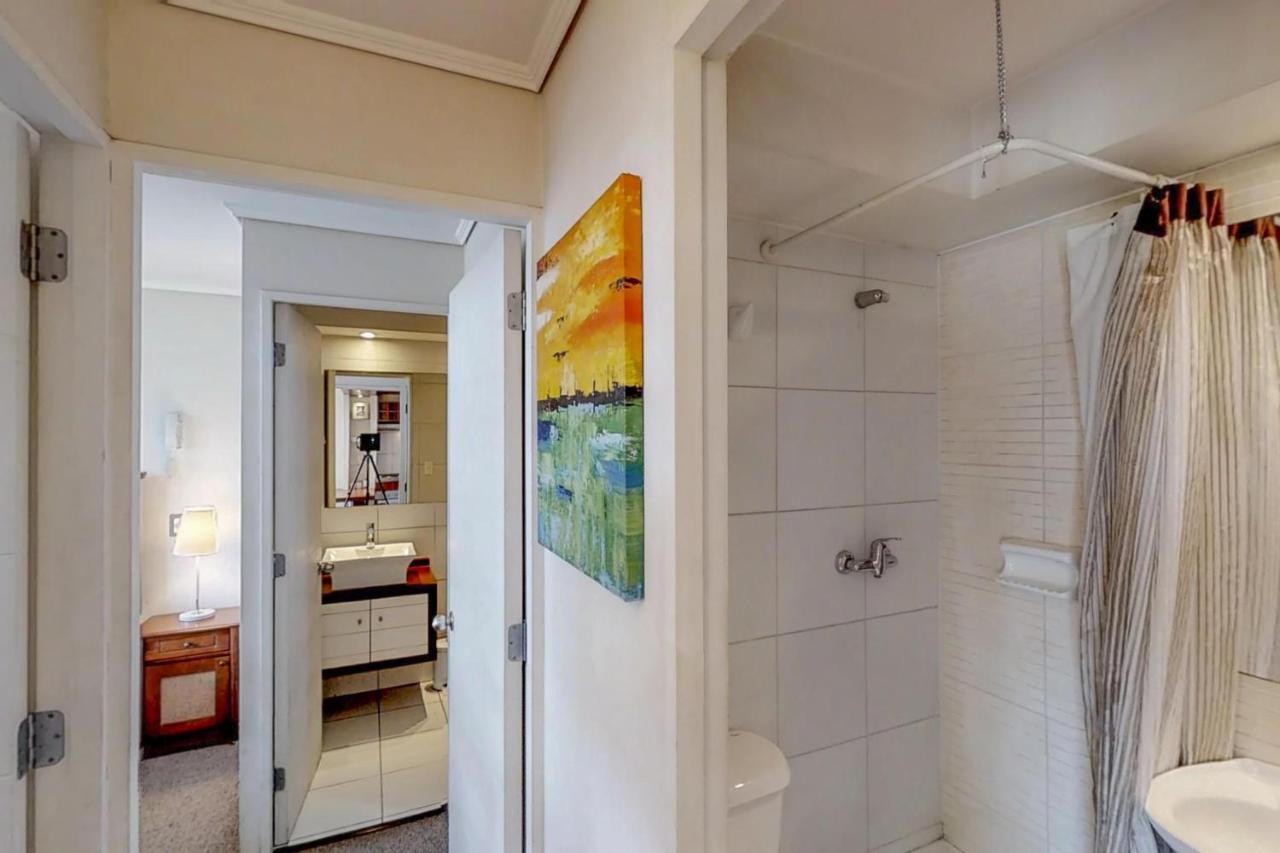 Departamento Central En Calle Lira Apartamento Santiago