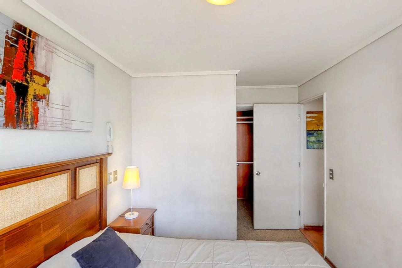 Departamento Central En Calle Lira *